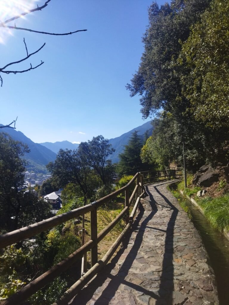 A walk in Rec del Solà, from Escaldes-Engordany to Andorra la Vella.
