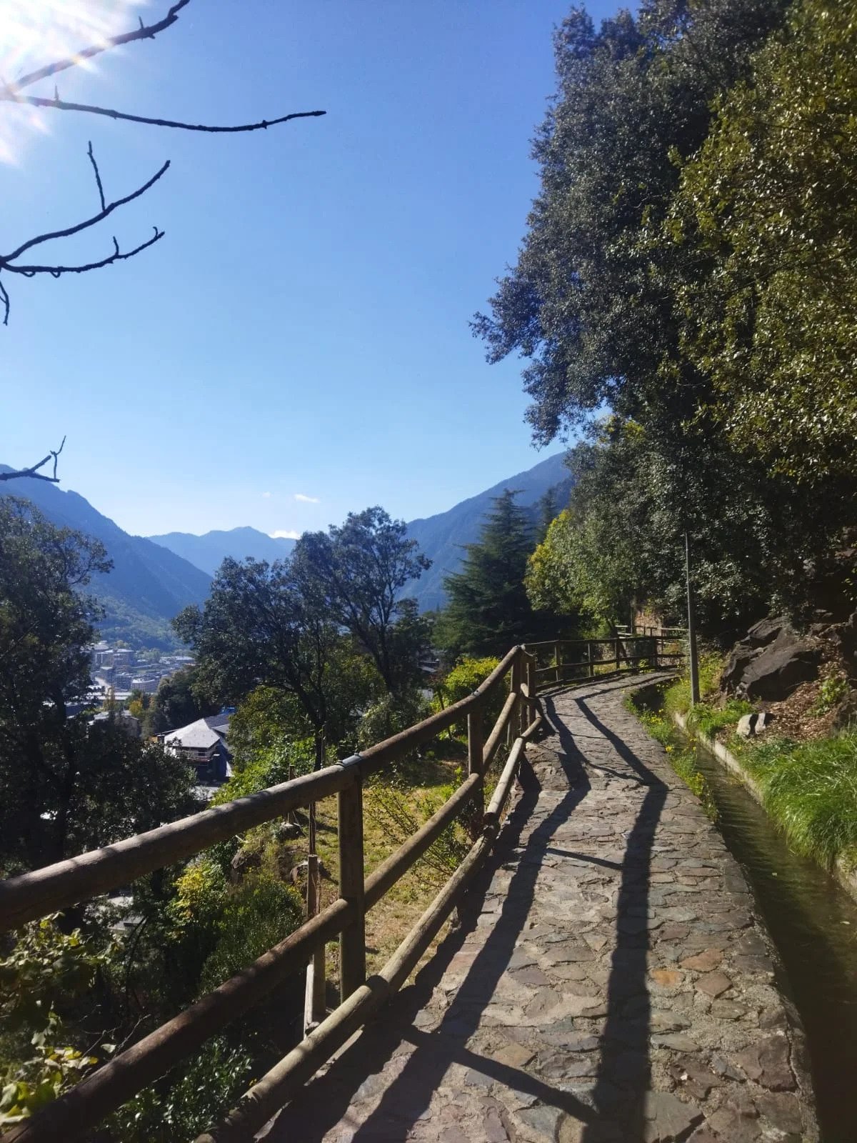 Rec del Solà valley trail in Andorra
