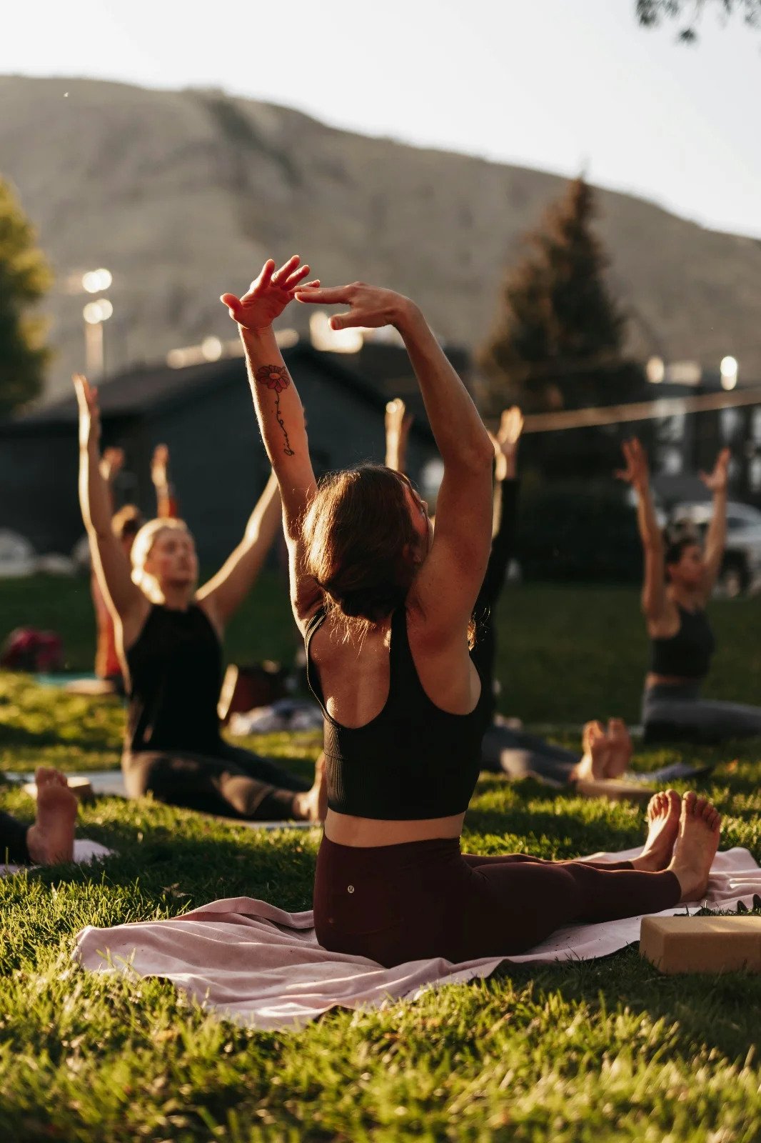 Sunrise yoga to connect with yourself